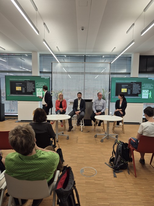 Eventgalerie: Podiumsdiskussion