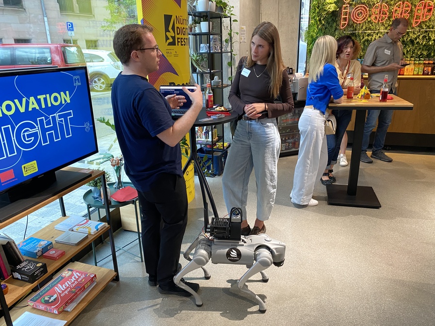 Innovation Night Ausstellung Nouma Autonomy